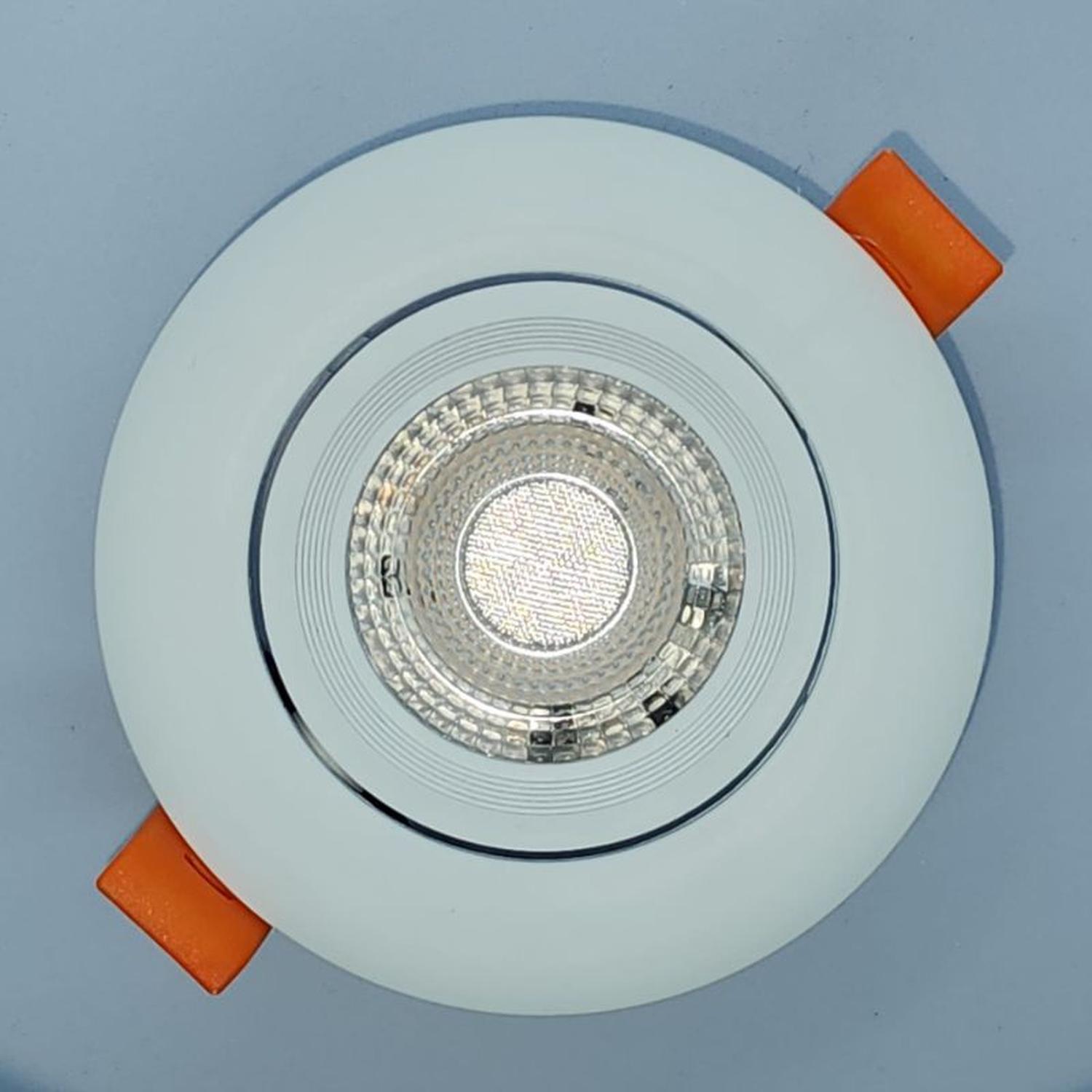 Pack 3 Foco Led dirigible 6,5W Luz Fria color 5500K 90*42mm - Imagen 4