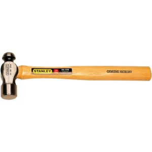 Martillo mecánico de 1.1/2 lbs., perfecto equilibrio entre peso y funcionalidad.