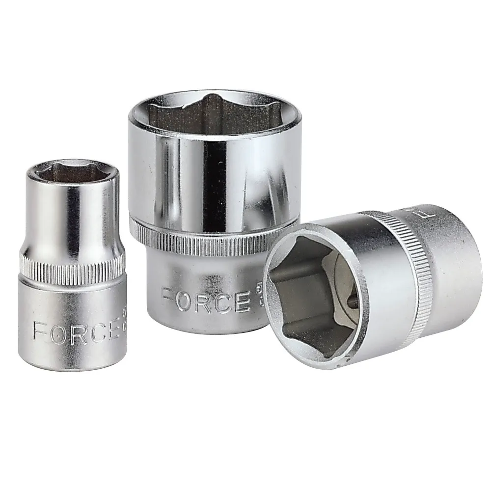 Dado de 1/2" de 14 mm. hexagonal, ideal para precisión y durabilidad en ajustes.