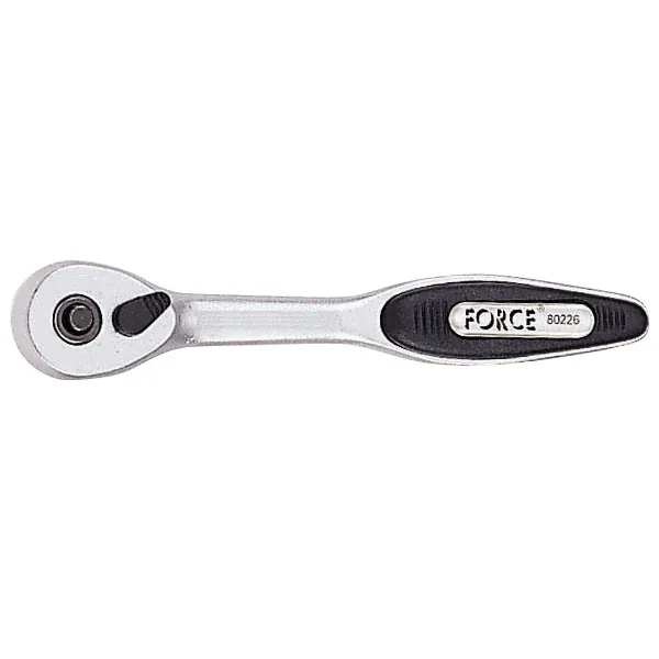 Chicharra 1/4" con goma y 32 dientes, ideal para ajustes precisos y cómodos.