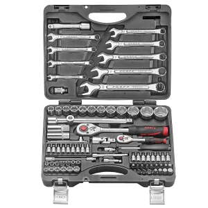 Versátil juego de dados/llaves 82 pzas. para trabajos profesionales y bricolaje.