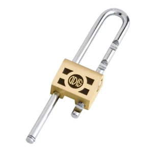 Proteja sus pertenencias con el candado "odis" c/display (710 a-3), seguridad y resistencia en un diseño compacto.